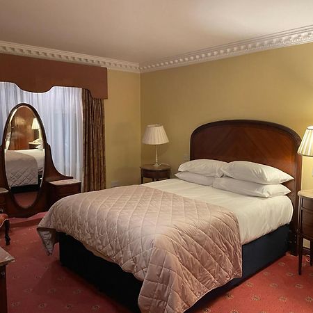 Foley'S Townhouse Killarney Otel Dış mekan fotoğraf