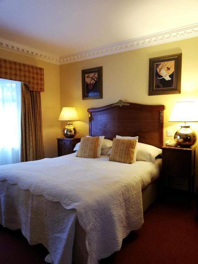 Foley'S Townhouse Killarney Otel Dış mekan fotoğraf
