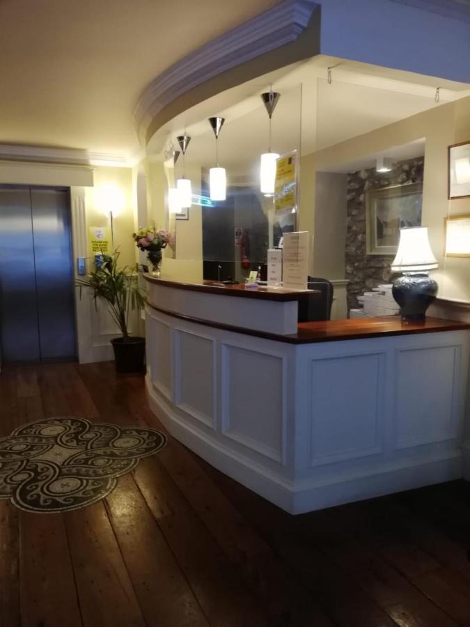 Foley'S Townhouse Killarney Otel Dış mekan fotoğraf