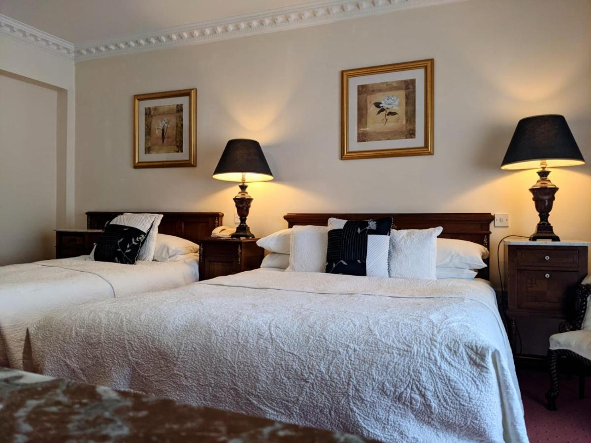 Foley'S Townhouse Killarney Otel Dış mekan fotoğraf