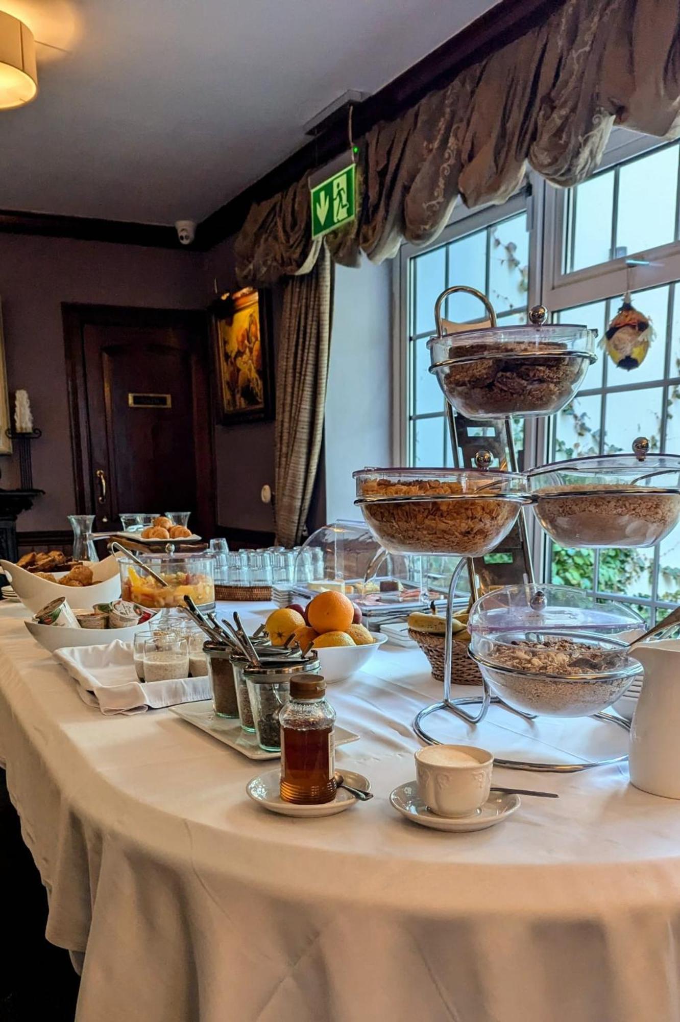 Foley'S Townhouse Killarney Otel Dış mekan fotoğraf