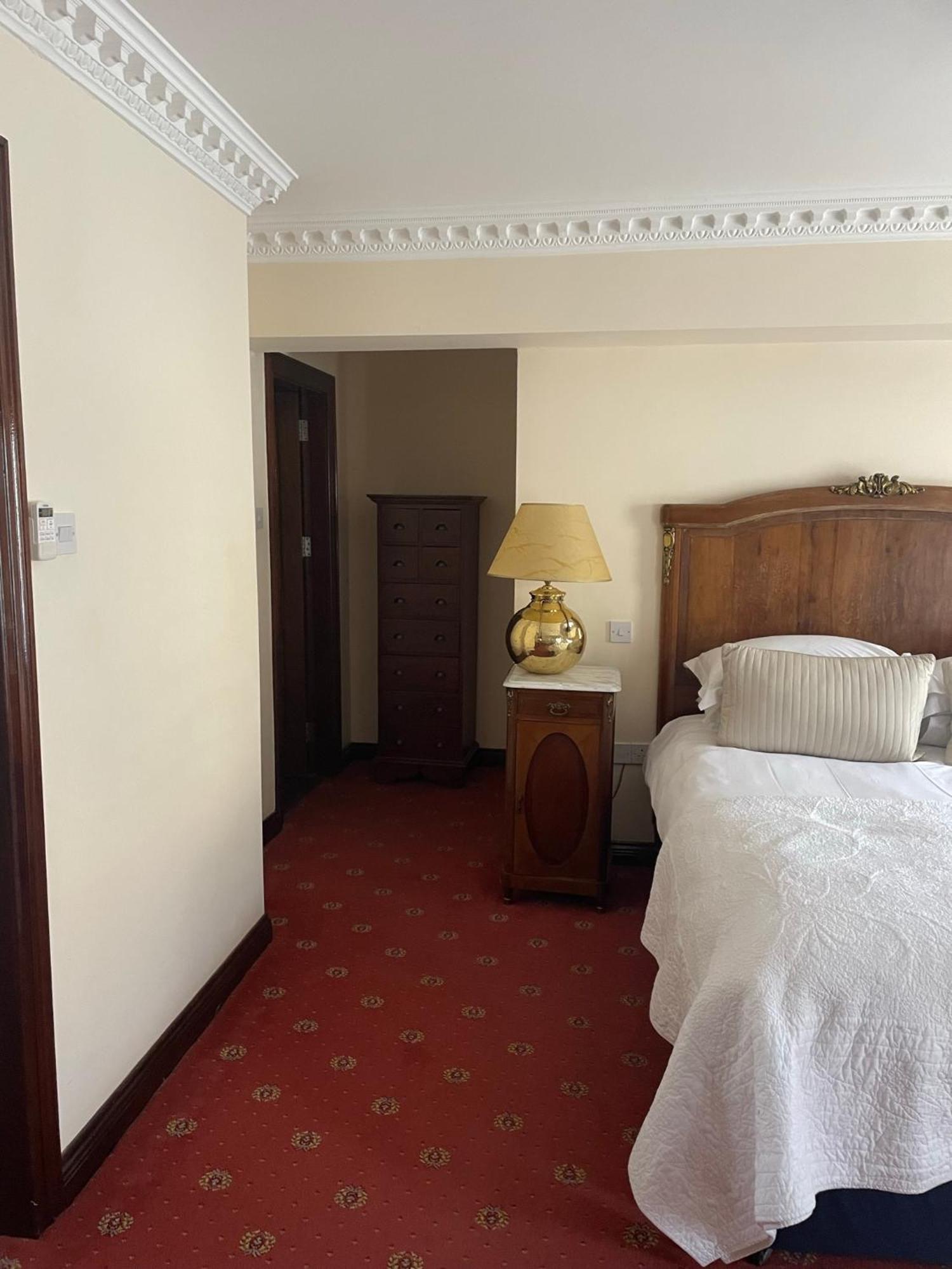 Foley'S Townhouse Killarney Otel Dış mekan fotoğraf