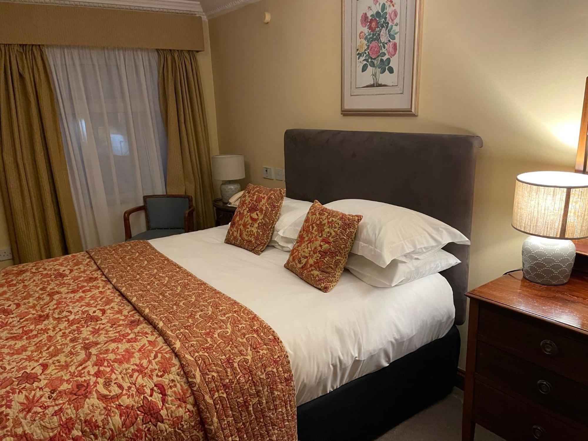 Foley'S Townhouse Killarney Otel Dış mekan fotoğraf