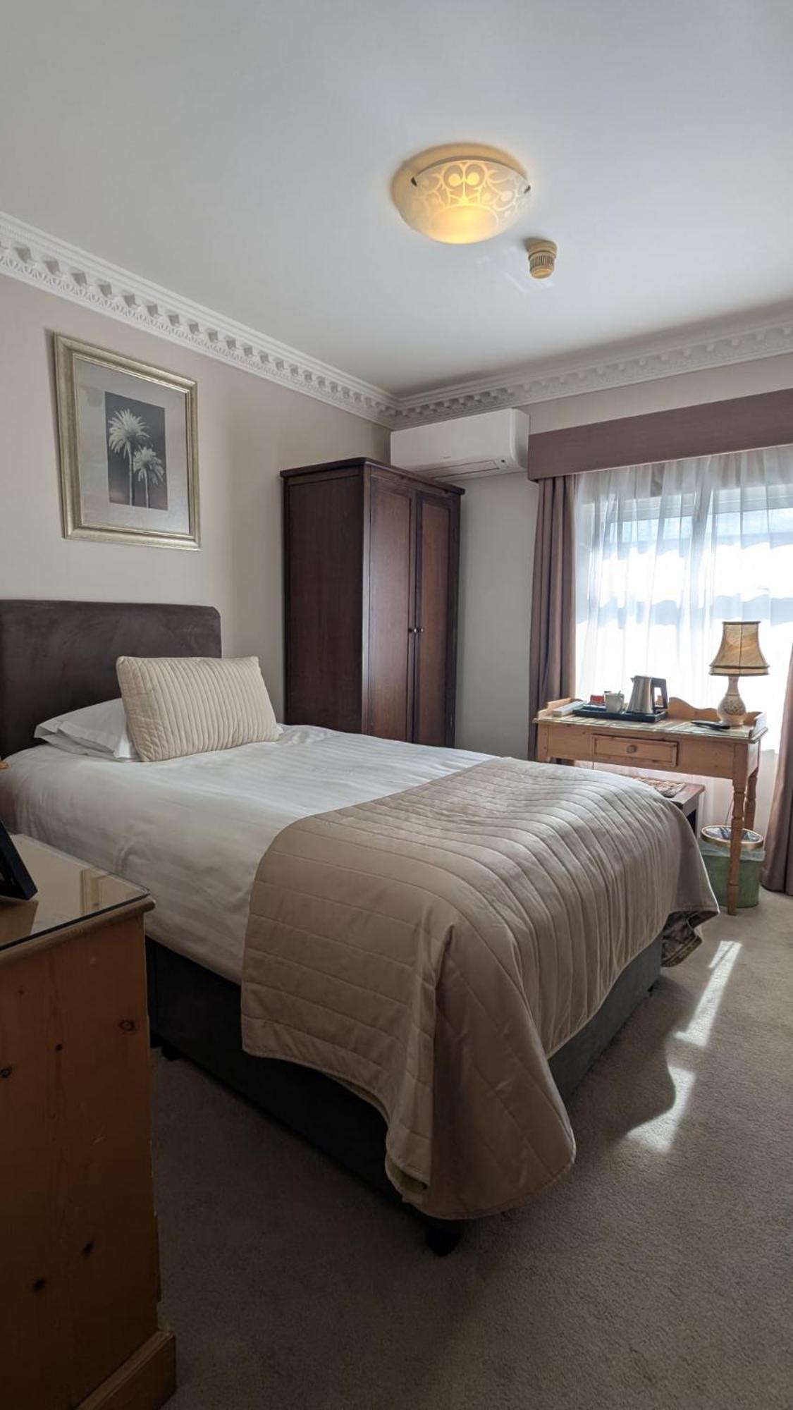 Foley'S Townhouse Killarney Otel Dış mekan fotoğraf