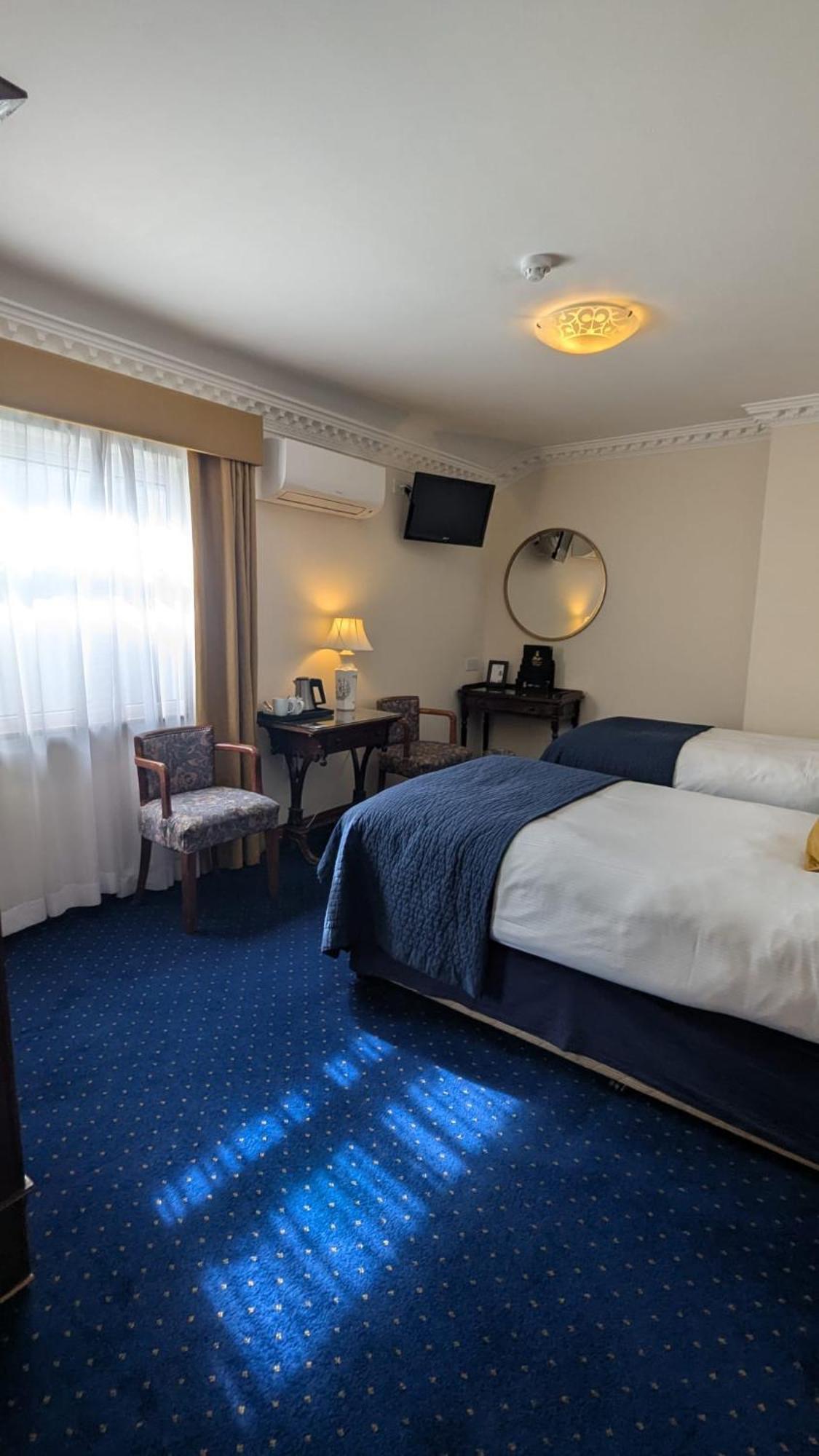 Foley'S Townhouse Killarney Otel Dış mekan fotoğraf
