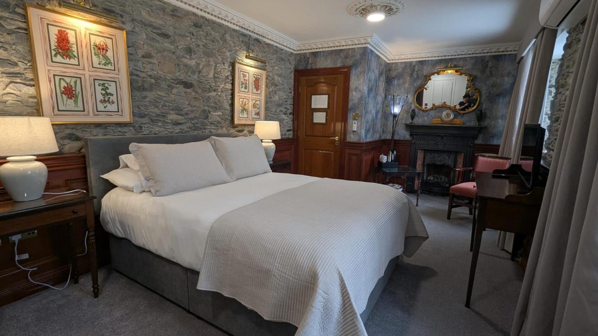 Foley'S Townhouse Killarney Otel Dış mekan fotoğraf