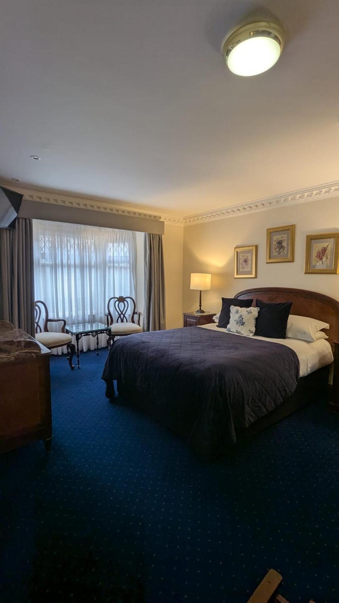 Foley'S Townhouse Killarney Otel Dış mekan fotoğraf